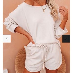 VICI Oatmeal Lounge Set